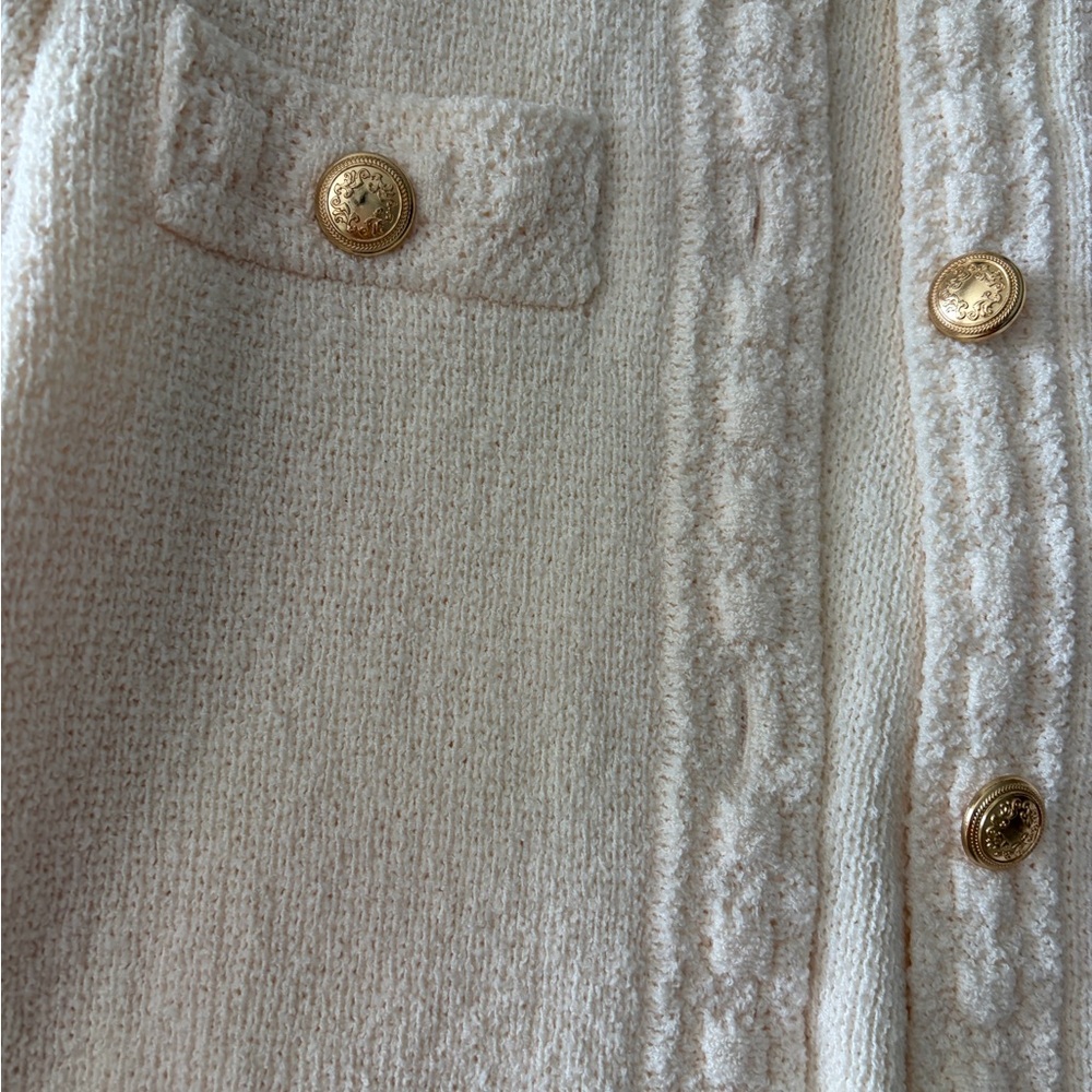 H&M Cream Bouclé Knit Cardigan with Gold Buttons - Picture 4 of 9